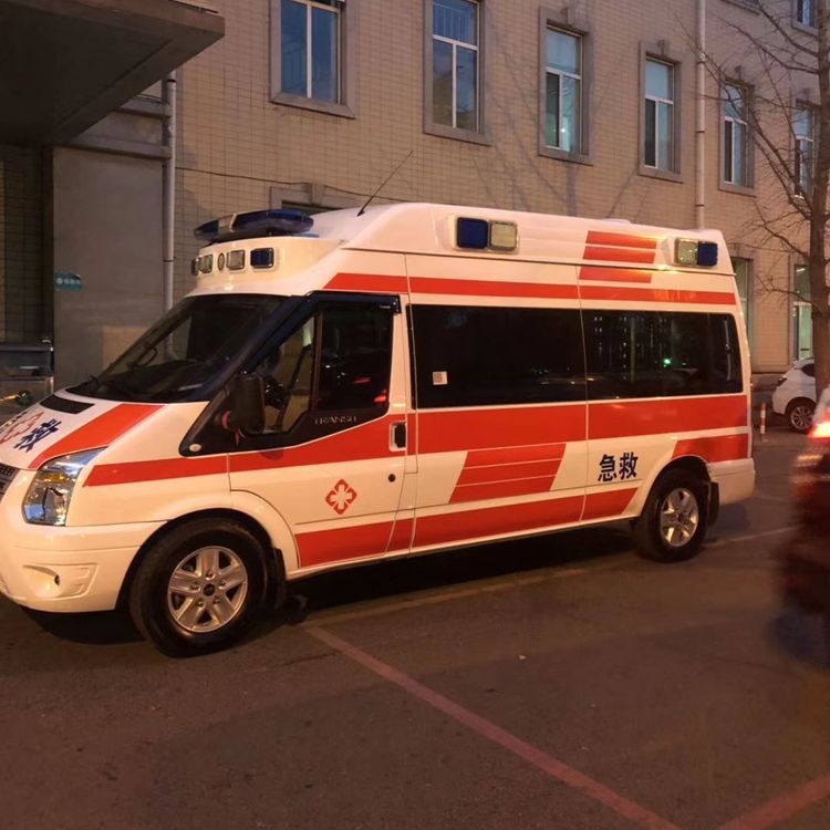 樟树夜间租赁救护车护送病人转院：安全转运的 8 大核心注意事项
